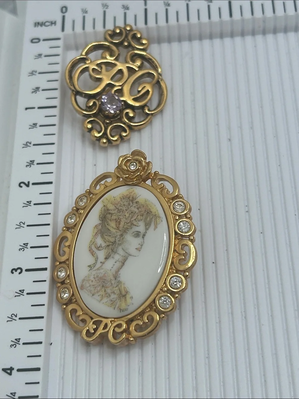 Avon President’s Club Cameo and Filigree Brooch Lot